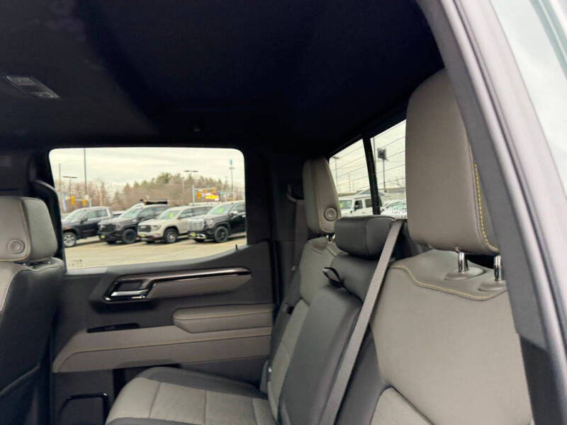 2025 Chevrolet Silverado 1500 ZR2