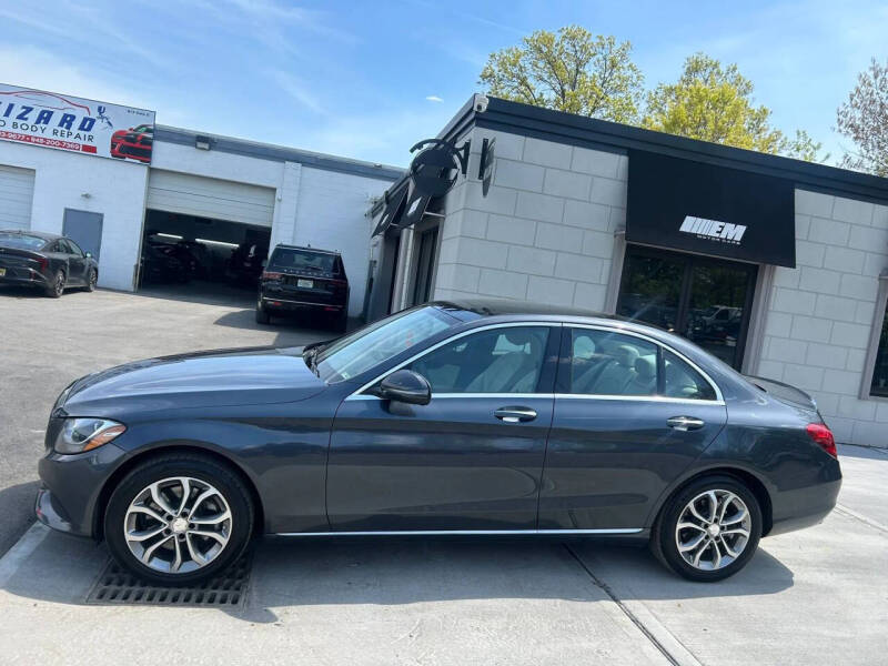 2016 Mercedes-Benz C-Class