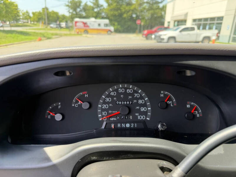 1999 Ford E-150