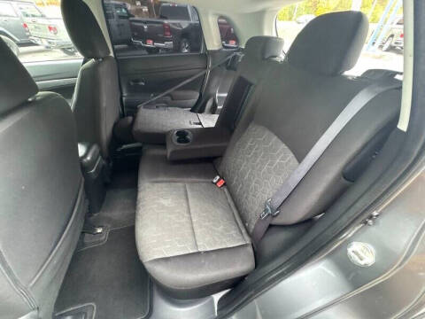 2020 Mitsubishi Outlander Sport ES