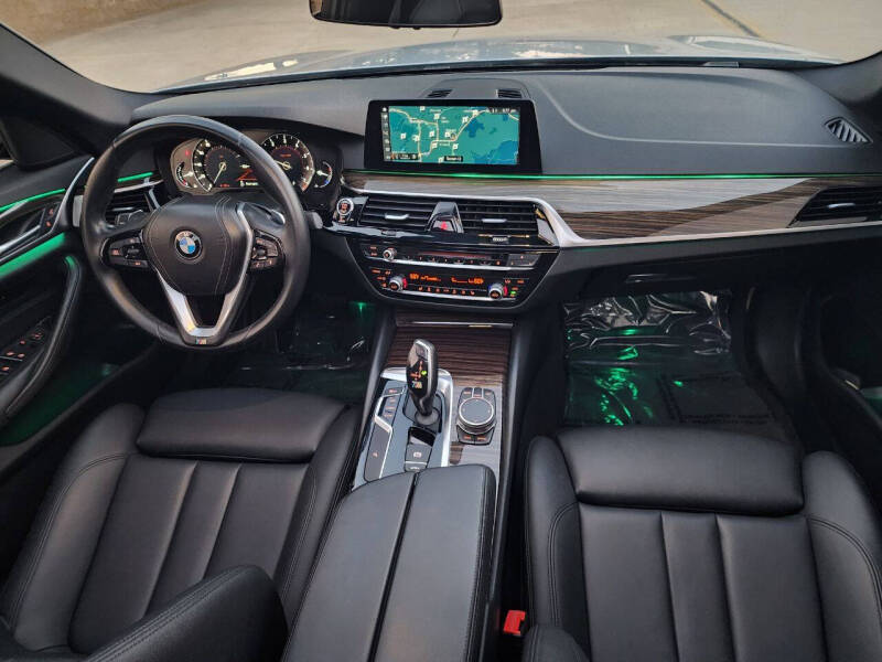 2018 BMW 5 Series 530i