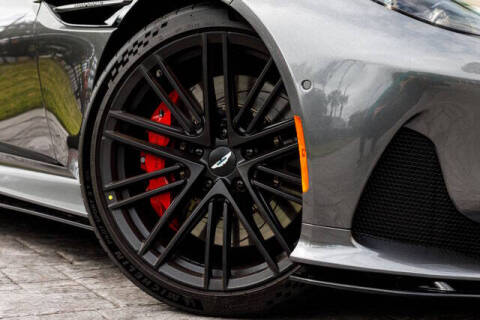 2024 Aston Martin DB12 V8