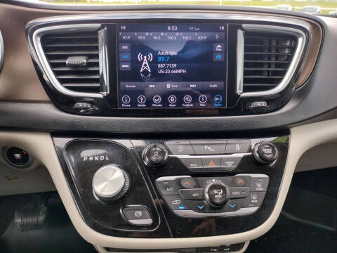 2018 Chrysler Pacifica Touring L Plus
