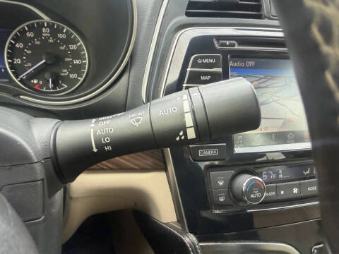 2017 Nissan Maxima Platinum