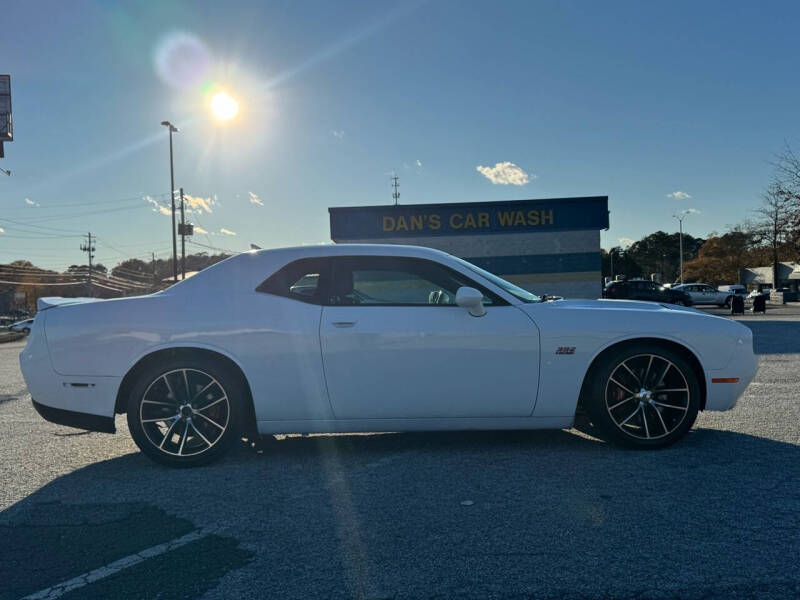 2018 Dodge Challenger Scat Pack photo 22