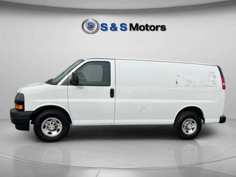 2018 Chevrolet Express 2500