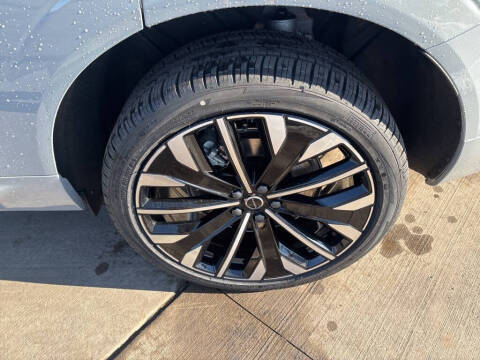 2026 Volvo XC60 T8 Ultra