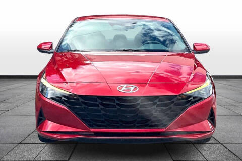 2023 Hyundai Elantra SE