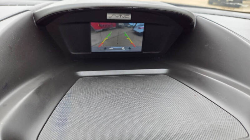 2017 Ford Escape SE - Photo 7