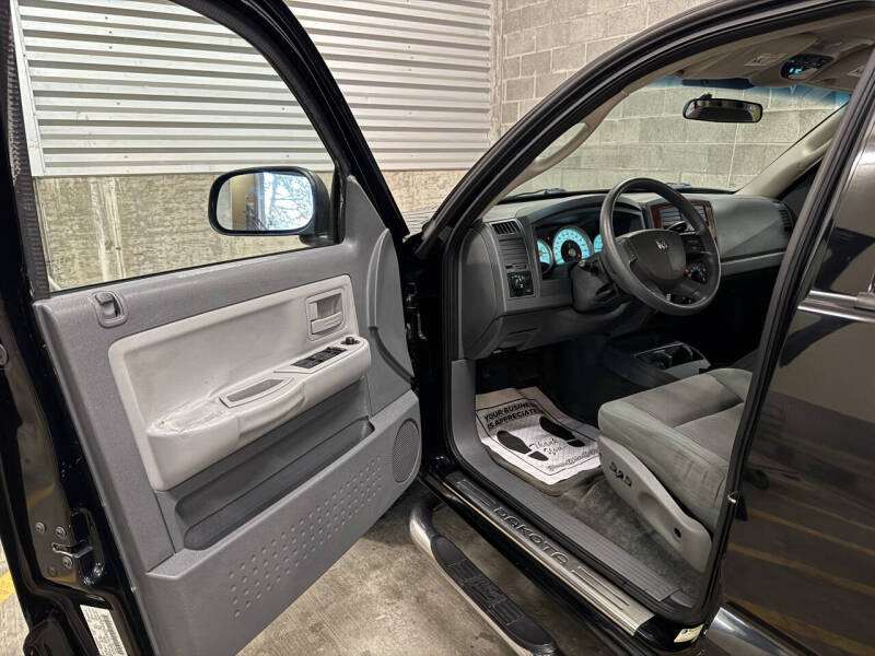 2005 Dodge Dakota SLT