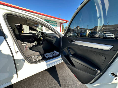 2018 Volkswagen Passat 2.0T S