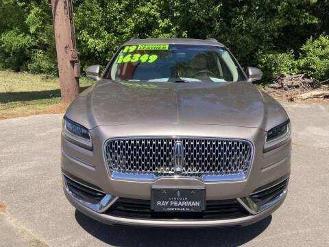 2019 Lincoln Nautilus Select