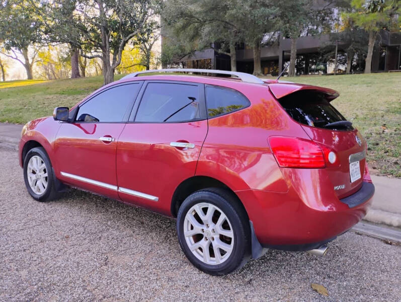 2013 Nissan Rogue SV w/SL Package