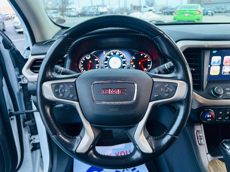 2019 GMC Acadia Denali