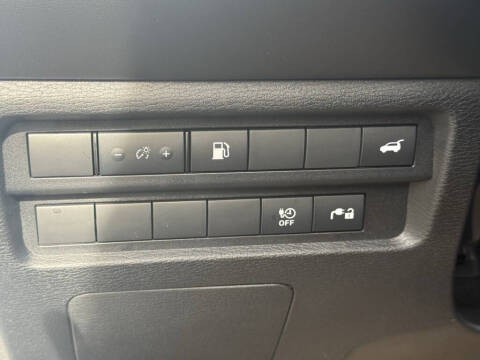 2025 Mitsubishi Outlander PHEV SE