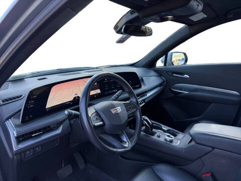 2024 Cadillac XT4 Premium Luxury