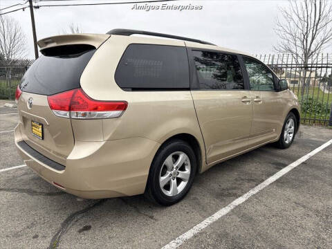2012 Toyota Sienna