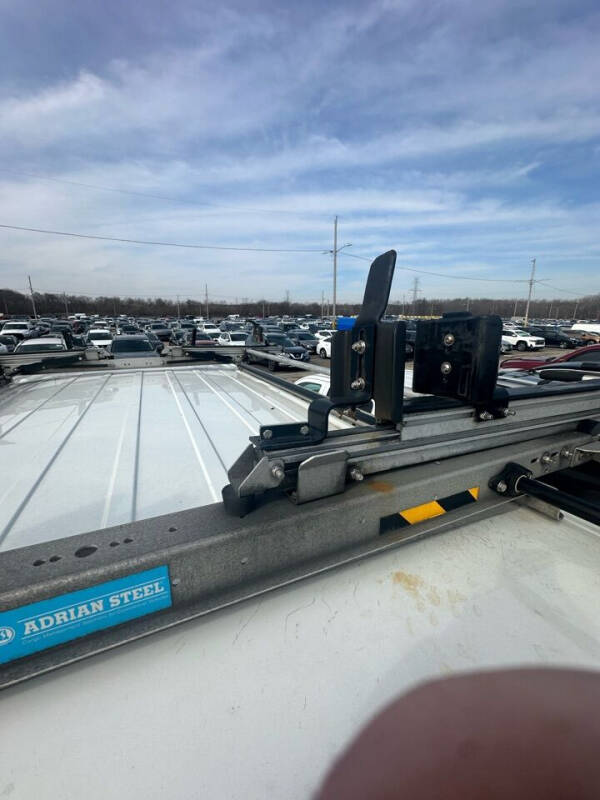 2017 Nissan NV 1500 S