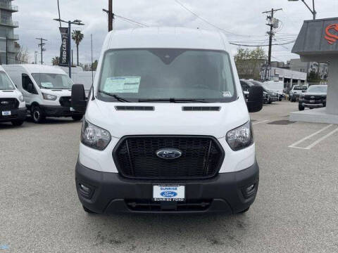 2025 Ford Transit 250
