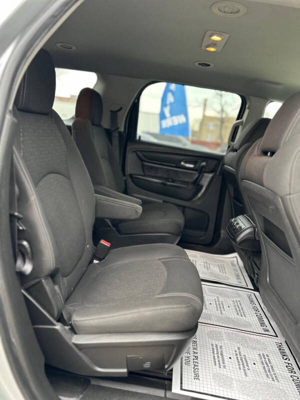 2015 GMC Acadia SLE-2