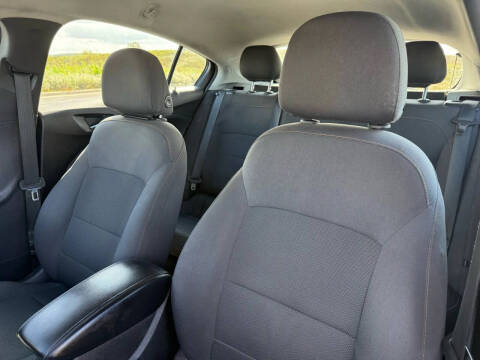 2019 Chevrolet Cruze LS