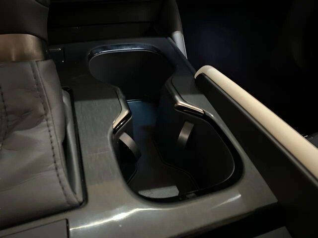 2025 Lexus ES 350