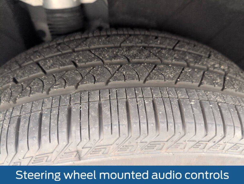 2025 Kia Sorento X-Line EX