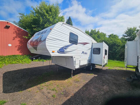 2012 Forest River 5th Wheel Puma 253FBS