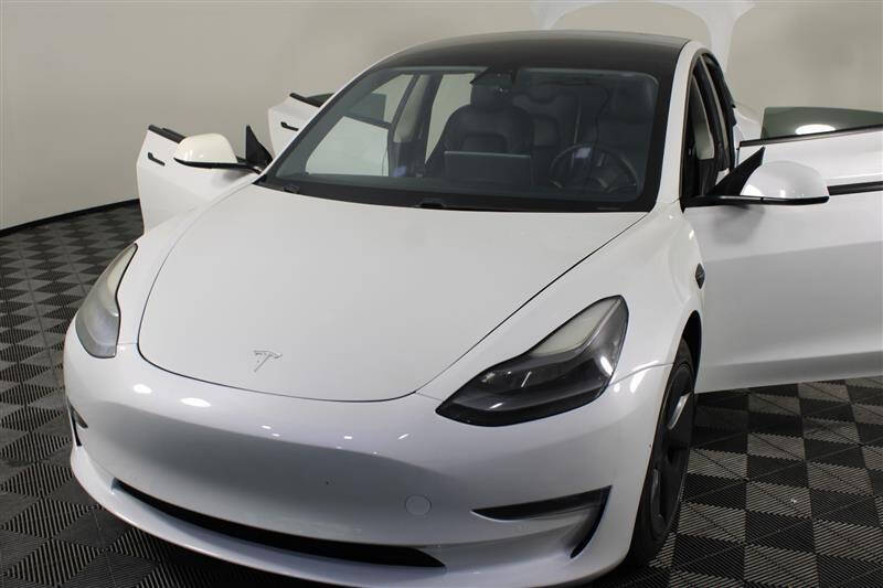 2021 Tesla Model 3 Standard Range Plus
