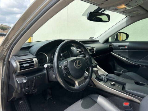 2016 Lexus IS 200t