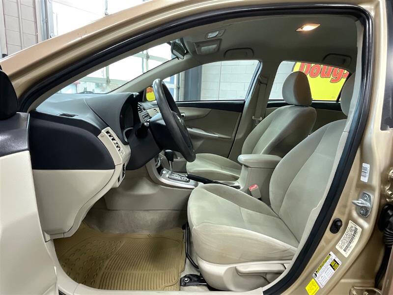 2012 Toyota Corolla LE