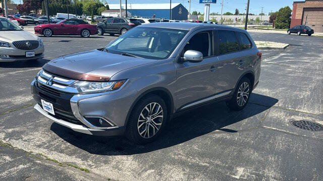 2016 Mitsubishi Outlander SE