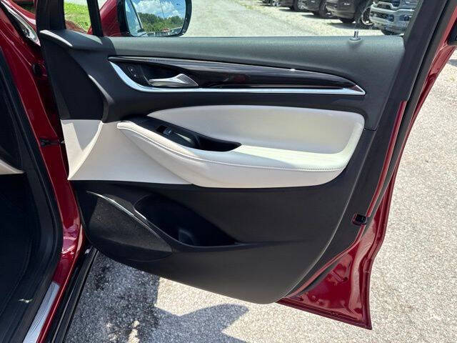 2024 Buick Enclave Essence