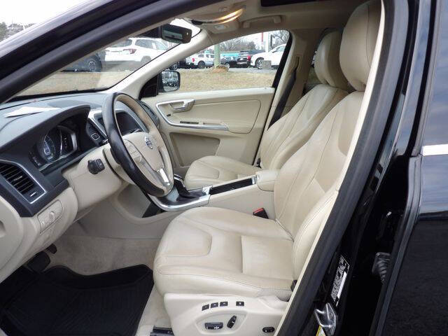 2015 Volvo XC60 T5 Platinum