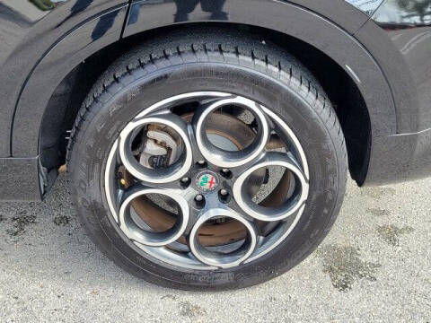 2024 Alfa Romeo Tonale Hybrid Ti