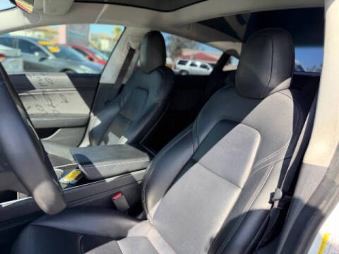 2019 Tesla Model 3 Standard Range Plus