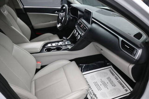 2020 Genesis G70