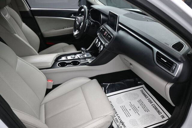 2020 Genesis G70