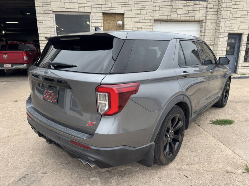 2021 Ford Explorer ST