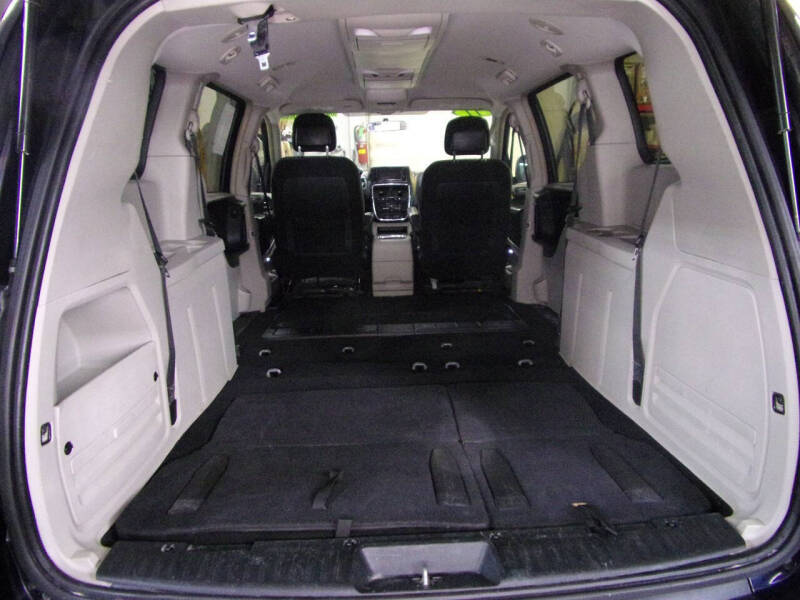 2011 Dodge Grand Caravan Crew