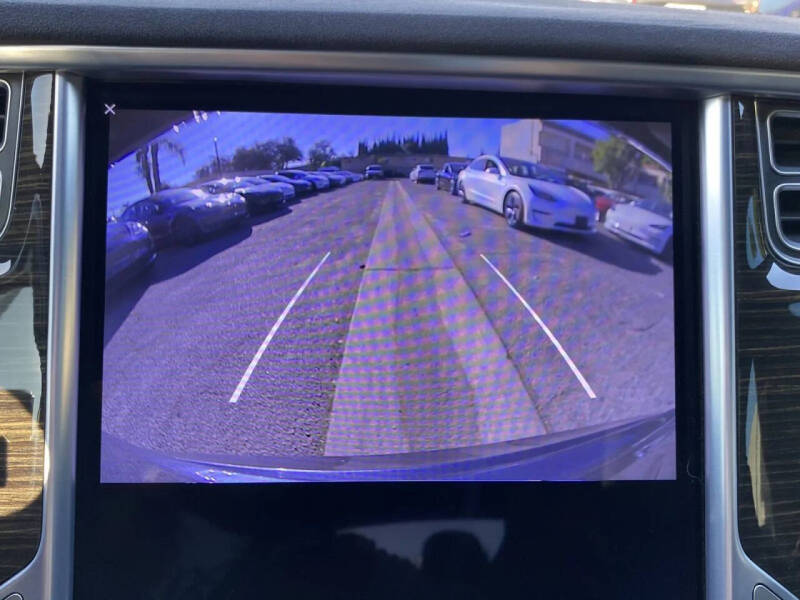 2016 Tesla Model S 70