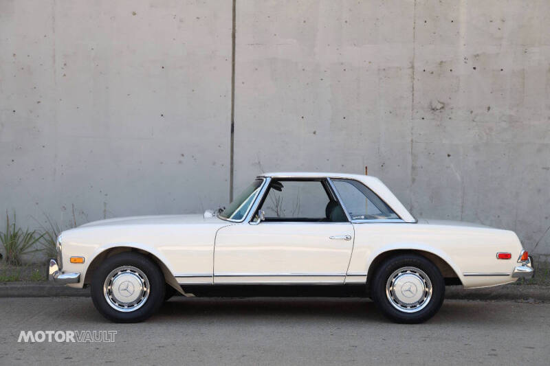 1969 Mercedes-Benz 280-Class