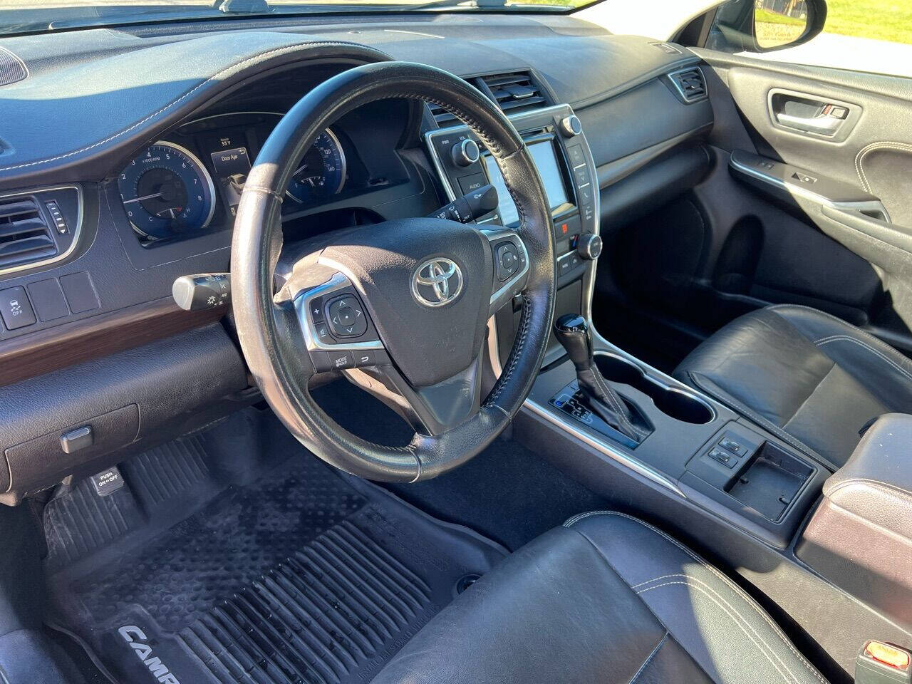 2017 Toyota Camry for sale at Golden Gears Auto Sales in Wichita, KS