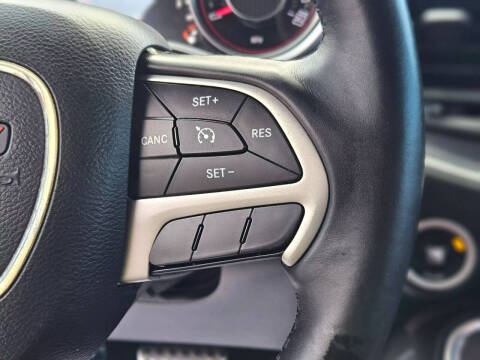 2015 Dodge Challenger SXT Plus