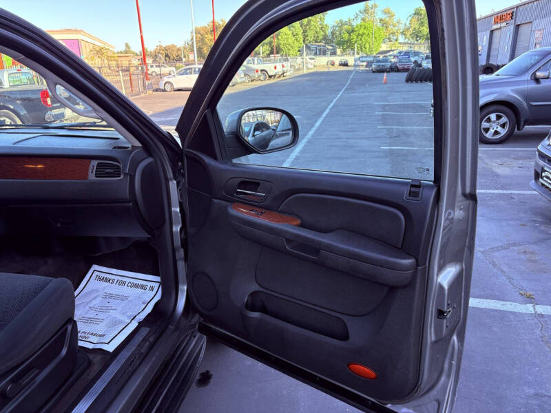 2008 GMC Yukon SLE
