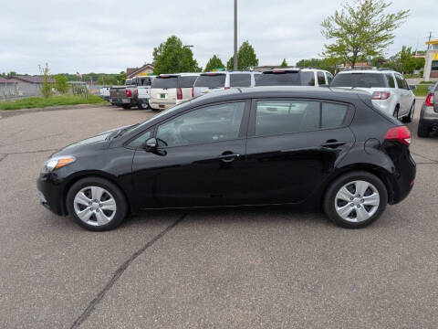 2016 Kia Forte5 LX