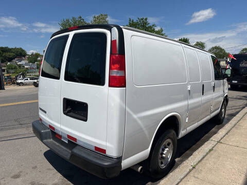 2019 Chevrolet Express 2500