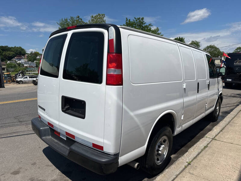 2019 Chevrolet Express 2500
