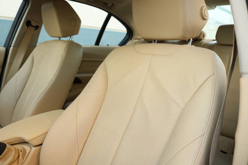 2013 BMW 3 Series 335i