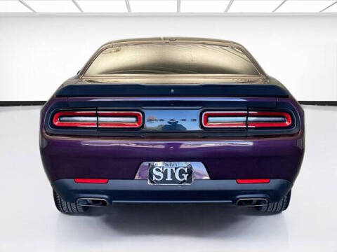 2021 Dodge Challenger SXT